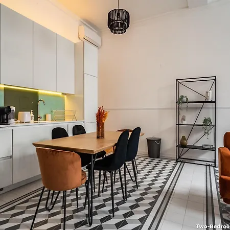 Akicity Campolide Light Appartement